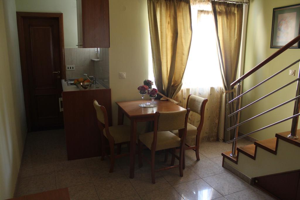 Tazex Apartments Herceg Novi Phòng bức ảnh